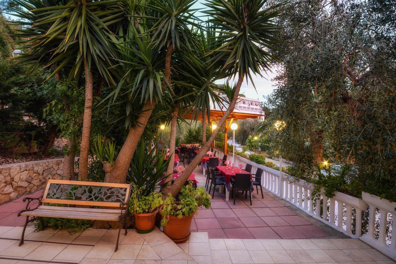 Hotel Piccolo Paradiso Peschici Exterior photo