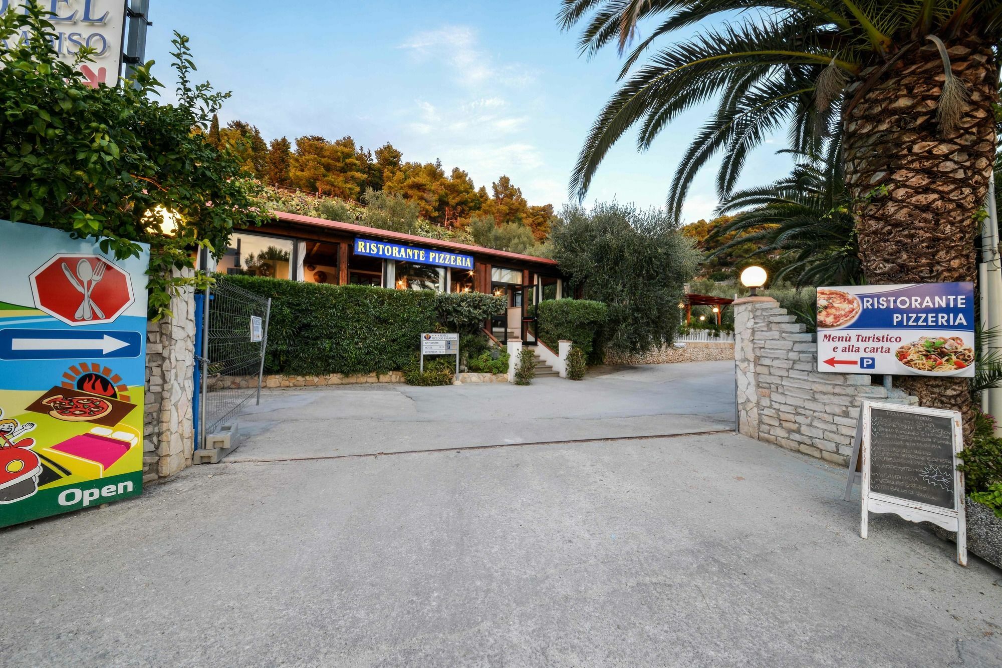 Hotel Piccolo Paradiso Peschici Exterior photo